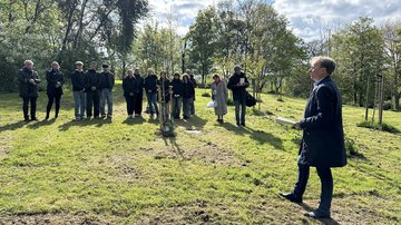 Boris Krüger sprach für die Arbeitsgemeinschaft Kassel der Deutsch-Israelischen Gesellschaft e. V. und als Koordinator der deutsch-israelischen Austauschgruppe